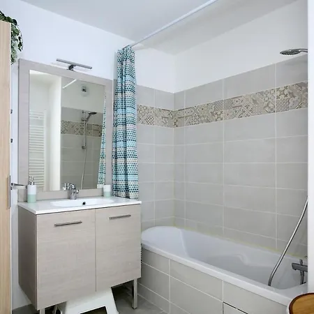 T3 Panoramic View Toulouse, Near Chu Rangueil, 2 Chambres, Equipe, Neuf Apartment